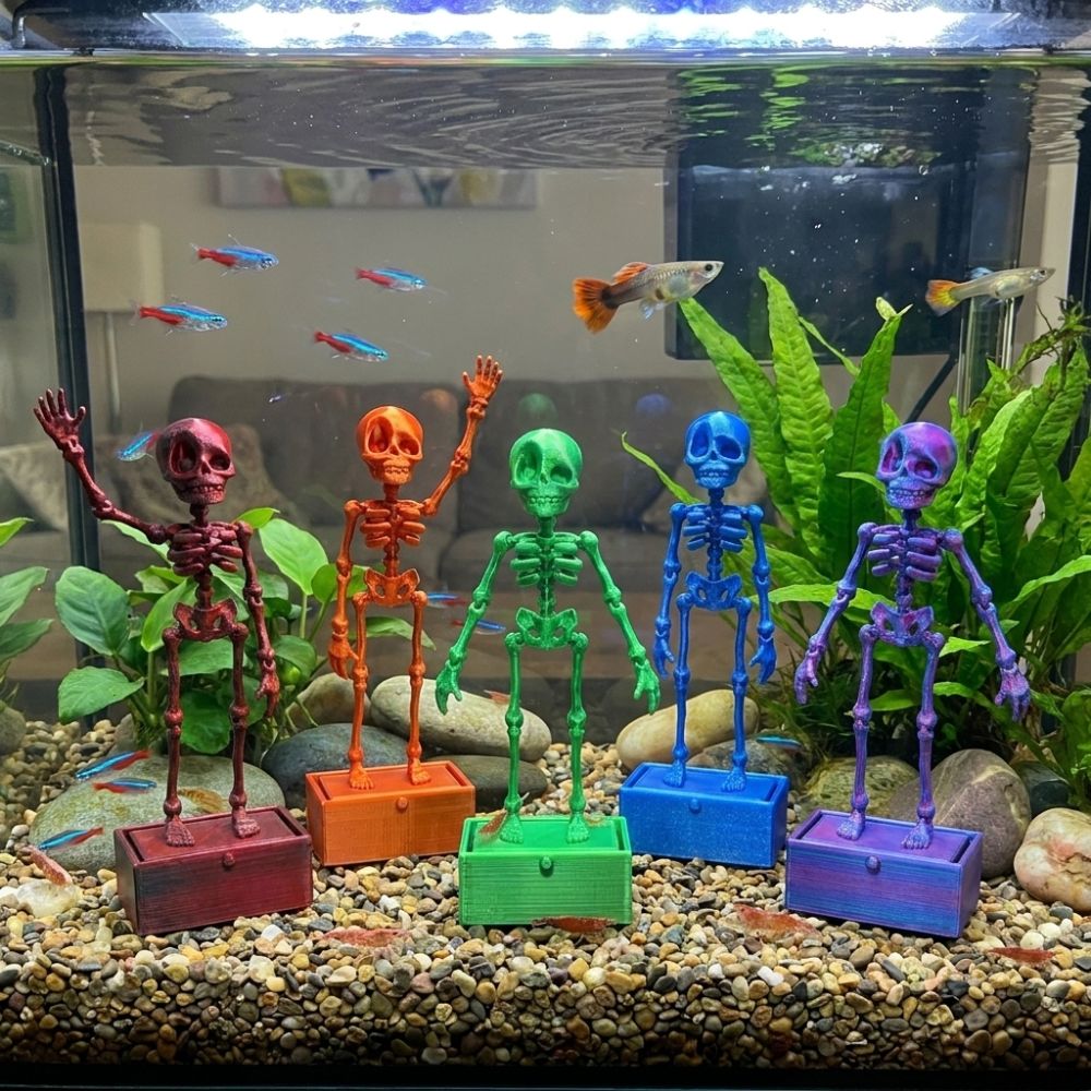 Aquarium Fish That Glow In The Dark - Air Pump Driven Dancing Skeleton Aquarium